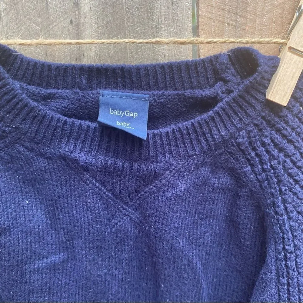 Baby gap dark blue knit sweater size 3-6 months